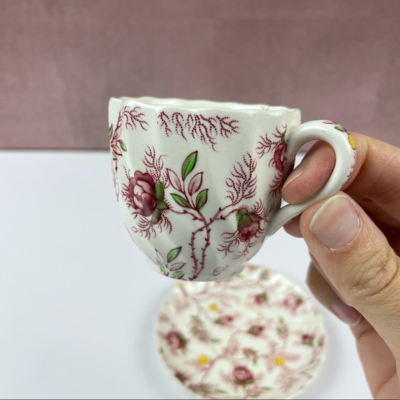 Copeland Spode Rosebud Chintz Red White Floral Teacup Saucer Set - Picture 3 of 7
